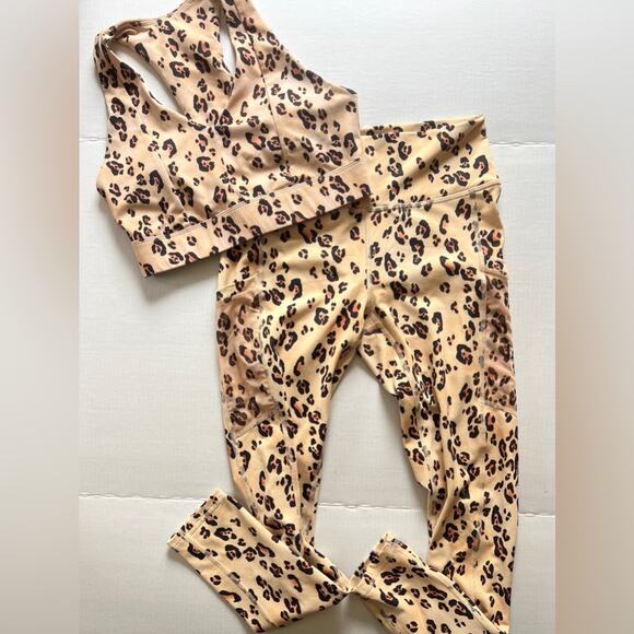 Fabletics Cheetah Active Matching Set - Picture 6 of 7
